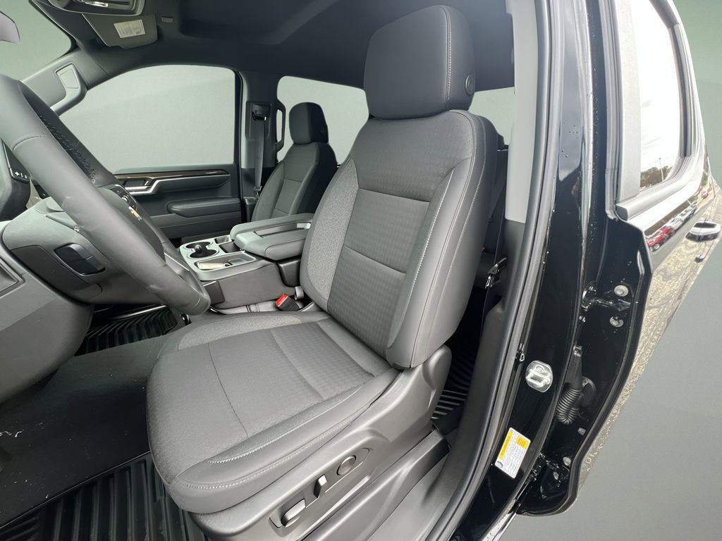 New 2026 Chevrolet Silverado 1500 LT image 18