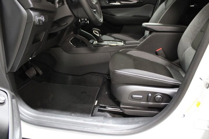 New 2026 Chevrolet TrailBlazer LT w/ Convenience Package image 19