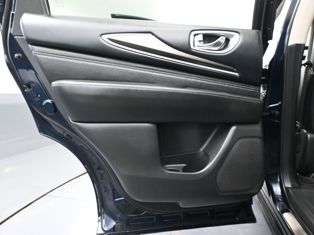 Used 2020 INFINITI QX60 Luxe w/ Essential Package image 37