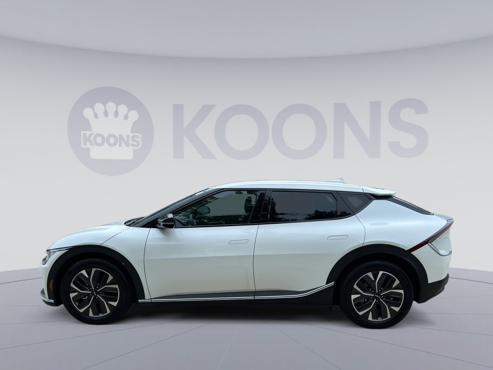 Used 2024 Kia EV6 Light AWD/4WD image 13