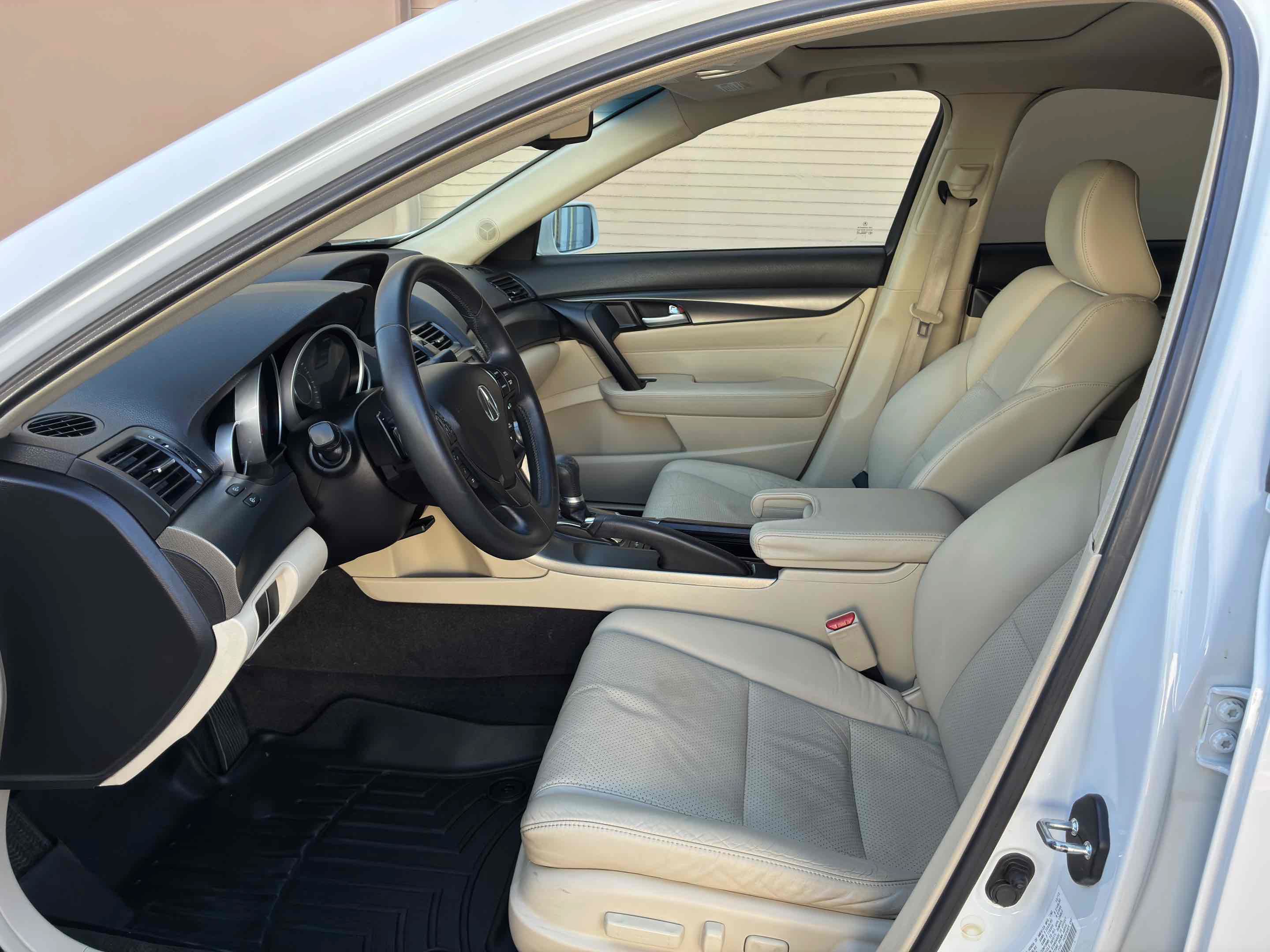 Used 2014 Acura TL w/ Technology Package FWD image 39