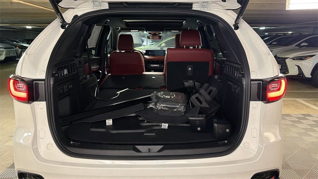 Used 2025 MAZDA CX-70 Plug-In Hybrid w/ Premium Plus image 15