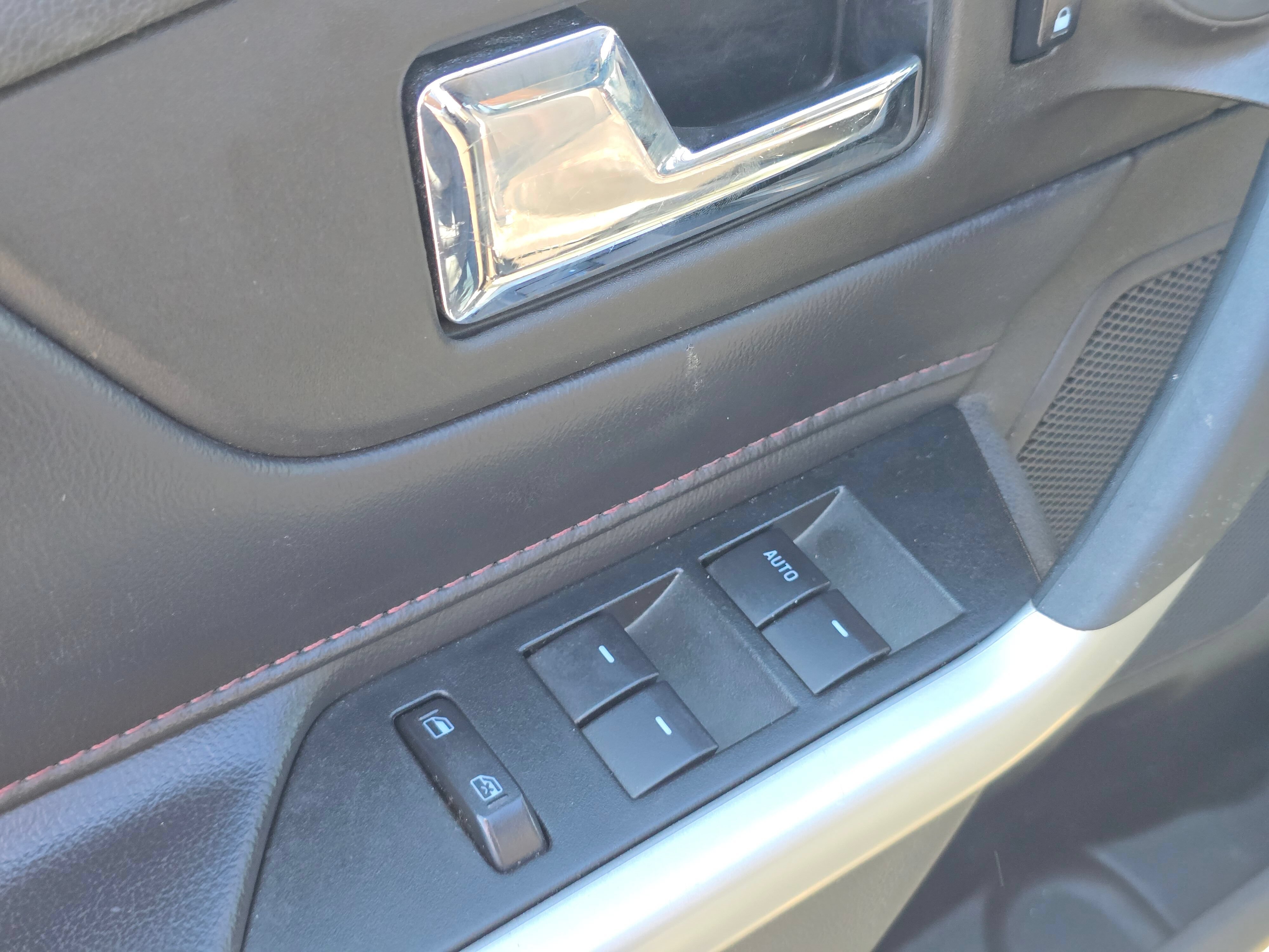 Used 2013 Ford Edge SEL AWD/4WD image 23