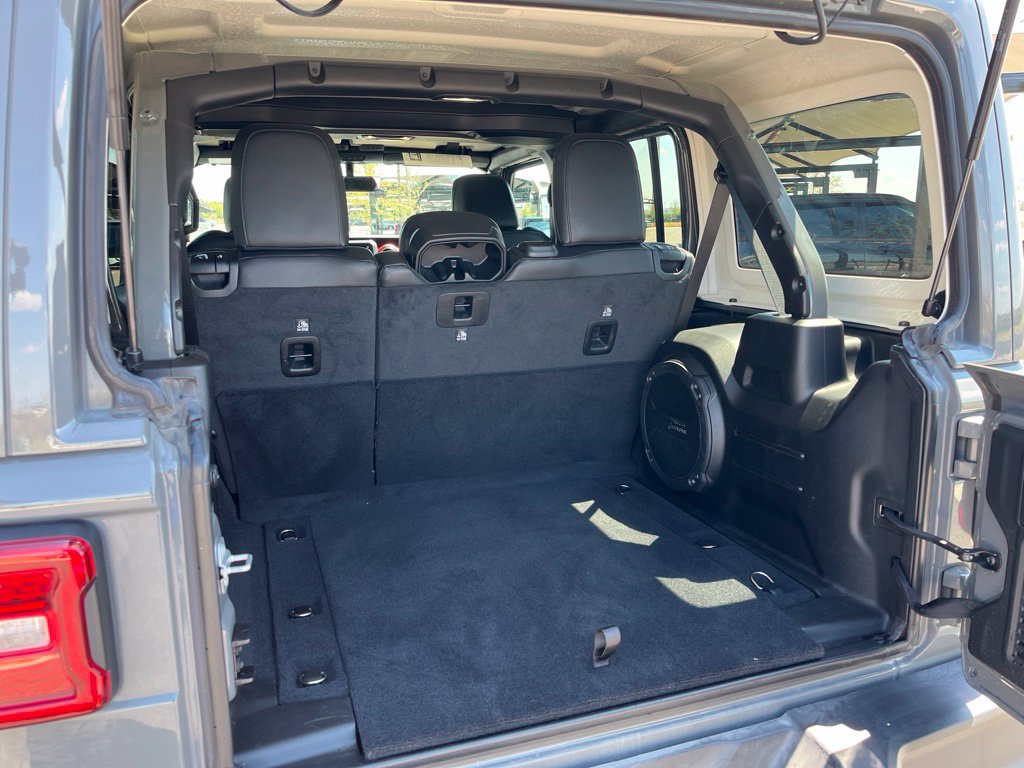 Used 2021 Jeep Wrangler Unlimited Rubicon AWD/4WD image 8
