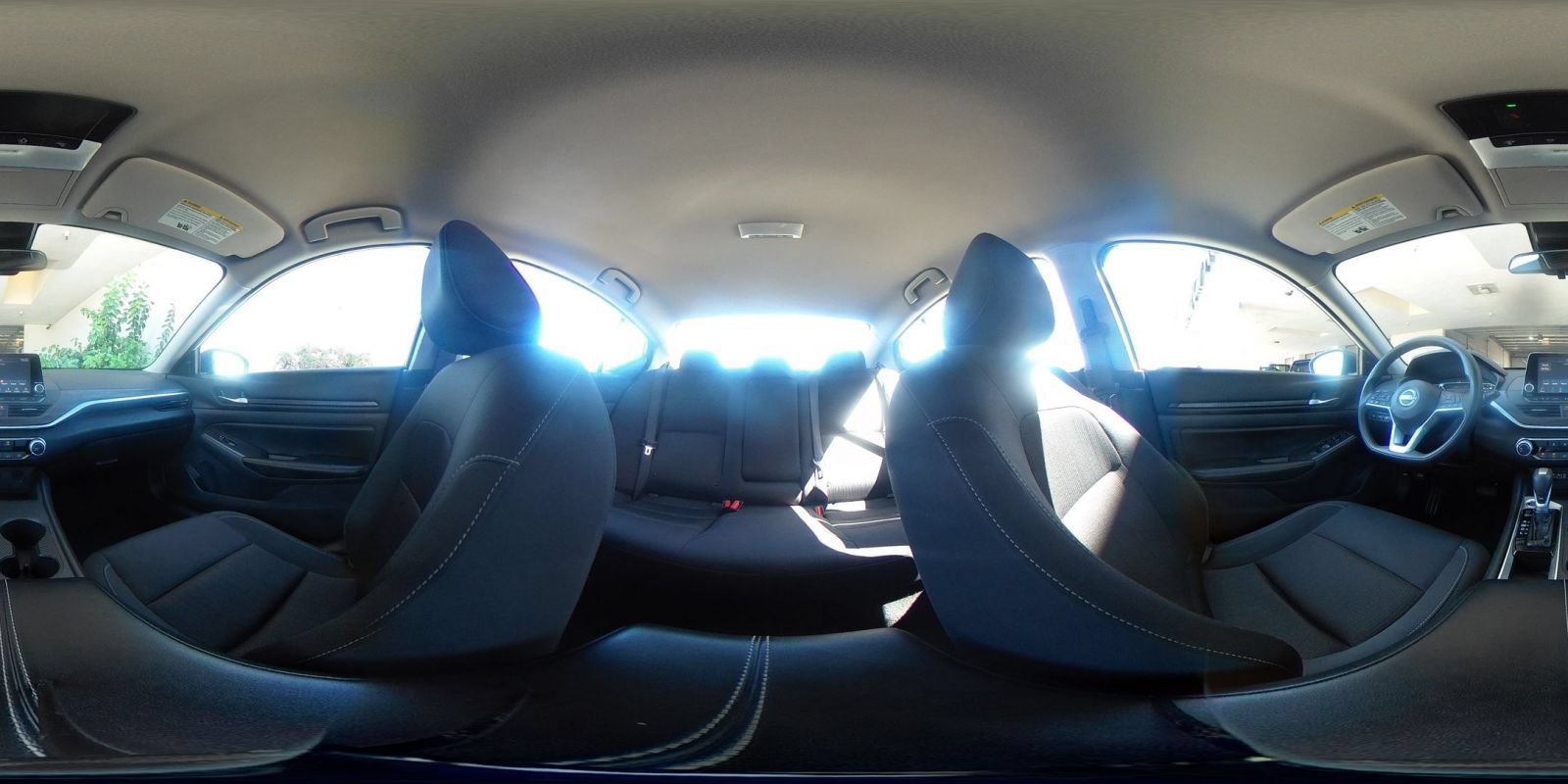 Used 2025 Nissan Altima 2.5 SV FWD image 43