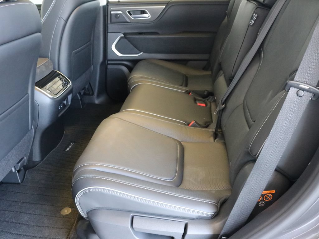 New 2026 INFINITI QX80 Luxe w/ Exterior Package AWD/4WD image 32