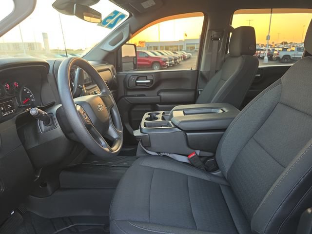 Certified 2025 Chevrolet Silverado 2500 Custom w/ Custom Convenience Package AWD/4WD image 3