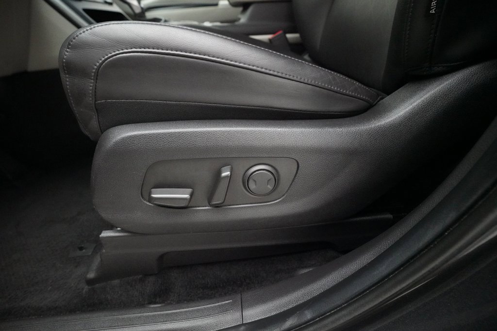 Certified 2024 Kia Carnival LX image 29