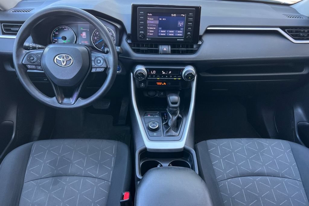 Certified 2021 Toyota RAV4 XLE w/ Convenience Package AWD/4WD image 15