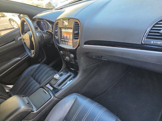 Used 2022 Chrysler 300 S RWD image 21