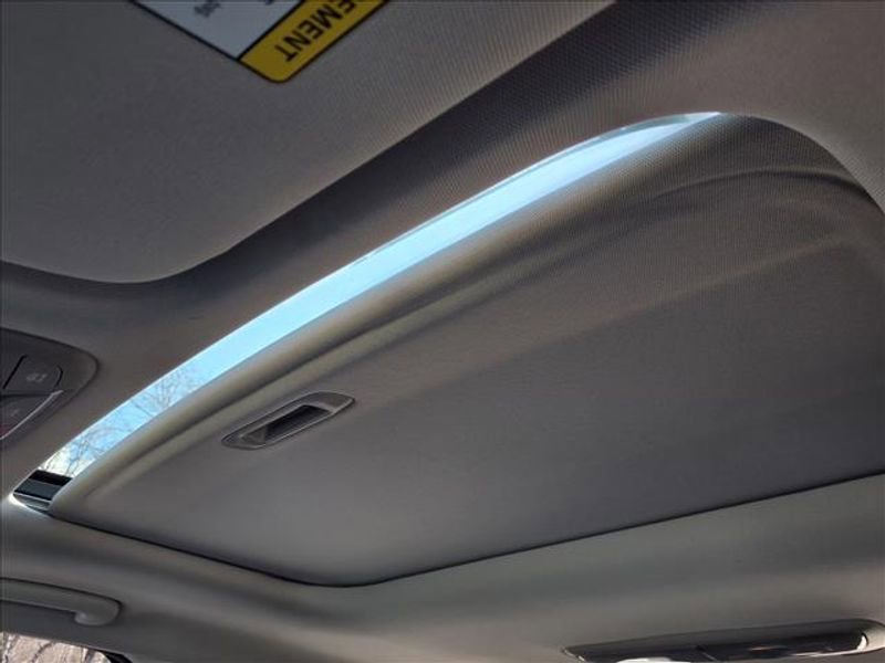 Used 2023 Kia Telluride EX w/ EX Captain's Chair Package image 24