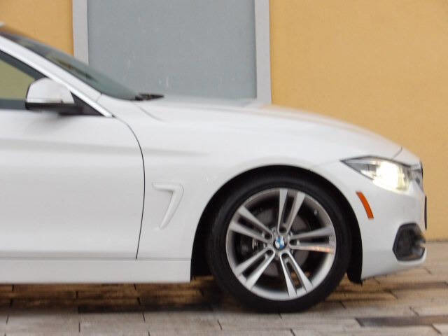 Used 2019 BMW 430i Convertible w/ Convenience Package image 9