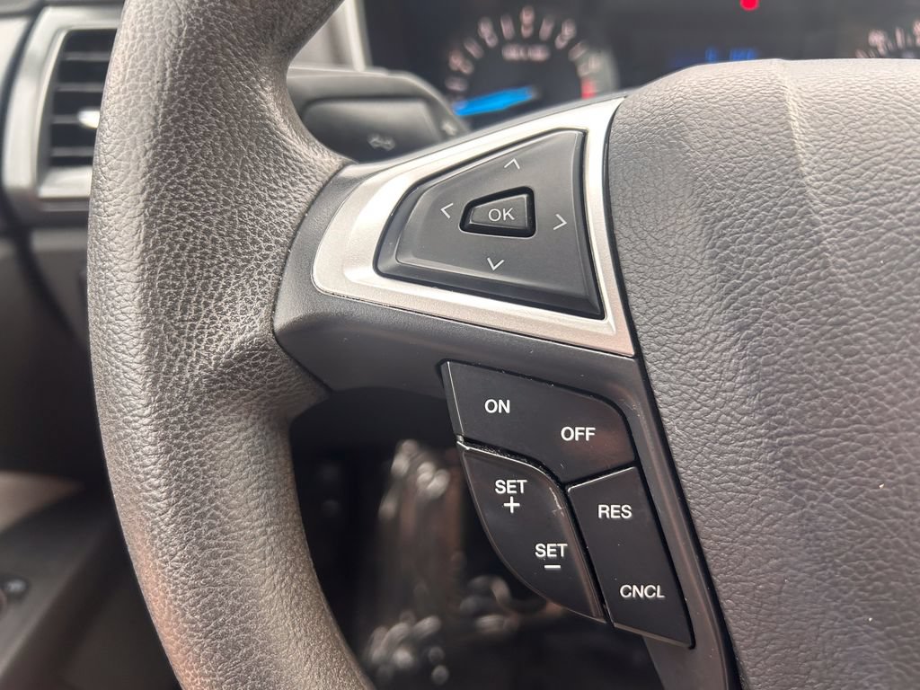 Used 2014 Ford Fusion S FWD image 25