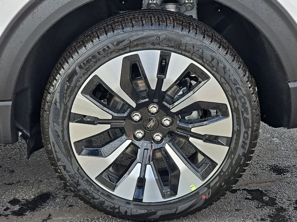 New 2026 Ford Explorer Platinum image 59