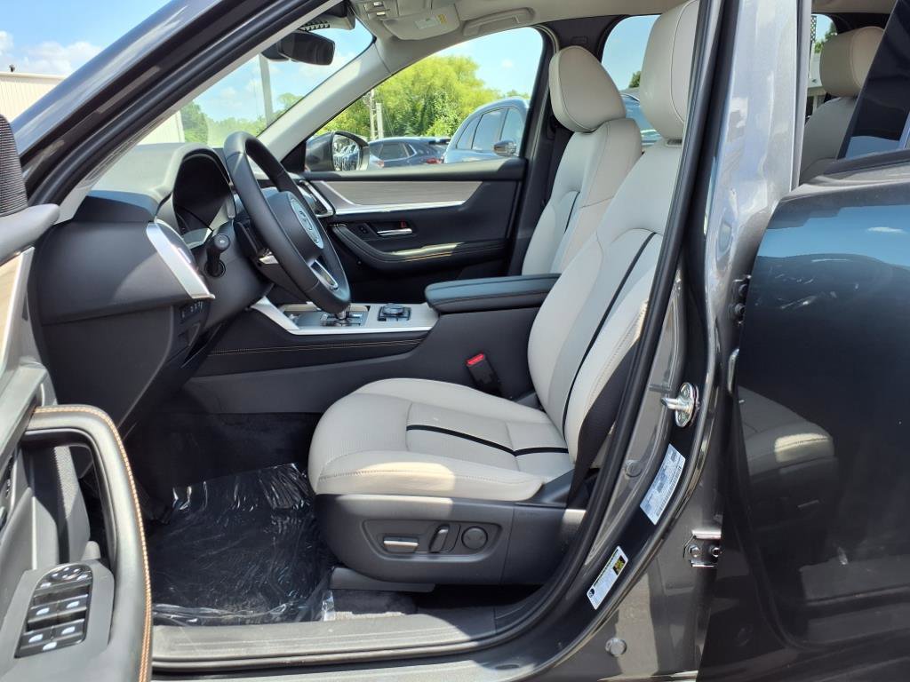 New 2025 MAZDA CX-90 3.3 Turbo w/ Preferred Package image 15