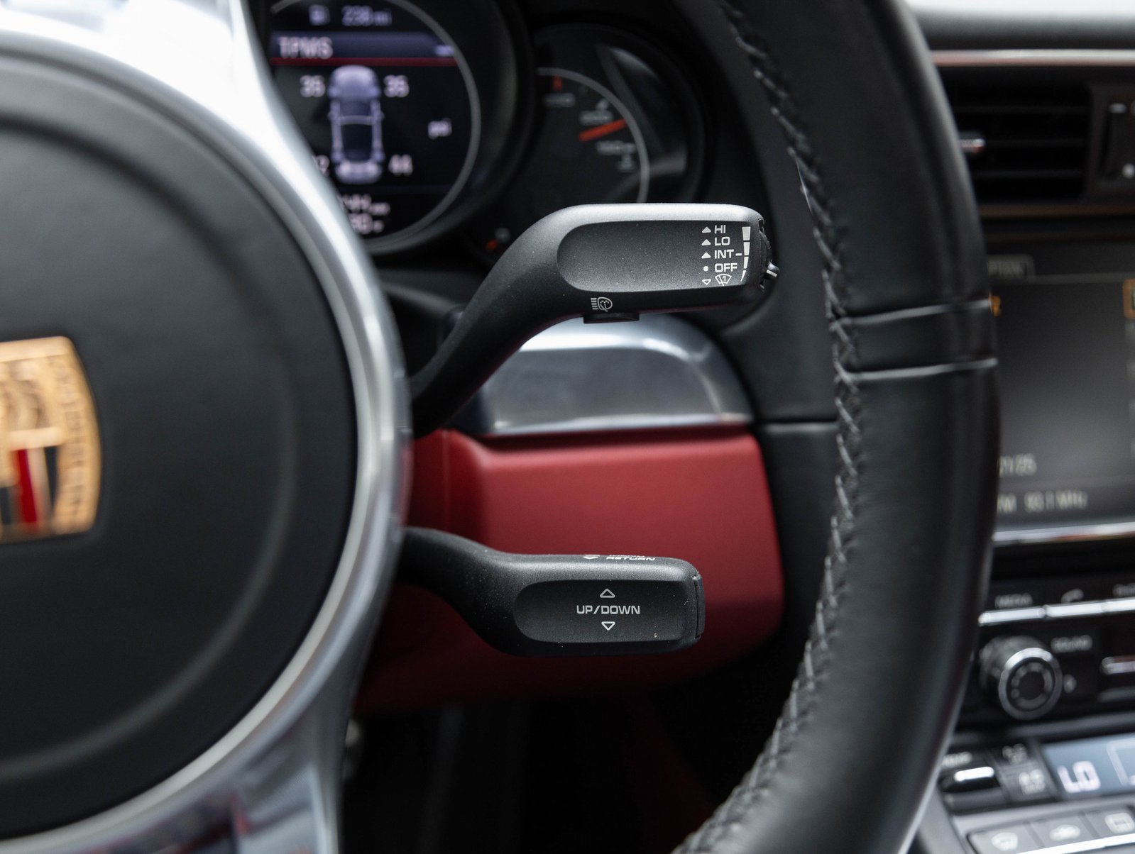 Used 2015 Porsche 911 Turbo image 18