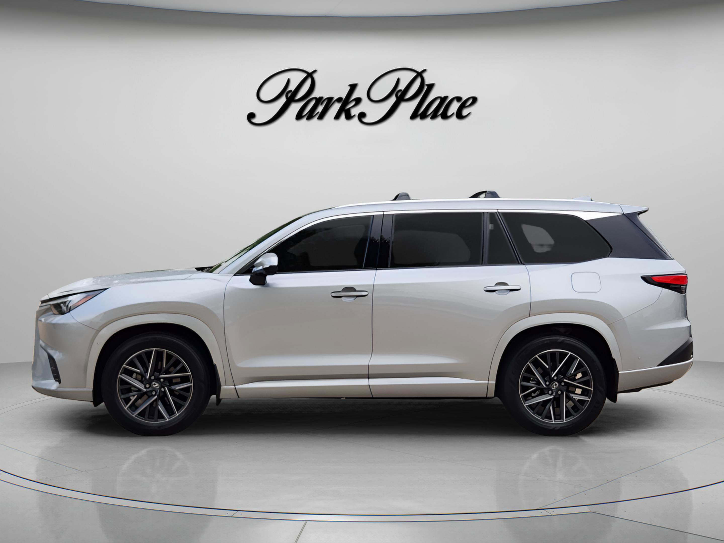 Certified 2025 Lexus TX 350 FWD w/ Technology Package image 2