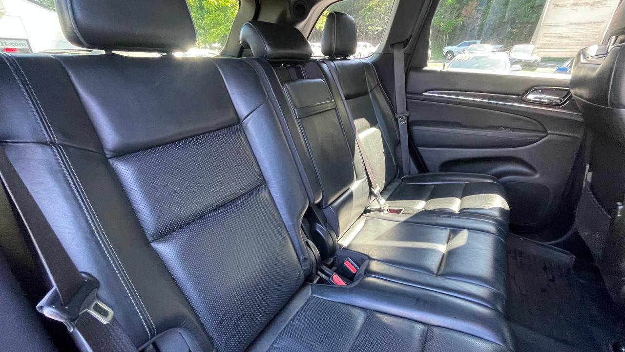 Used 2021 Jeep Grand Cherokee Overland AWD/4WD image 25
