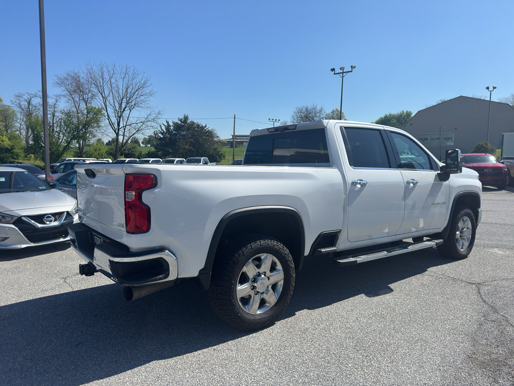 Used 2020 Chevrolet Silverado 3500 LTZ w/ LTZ Premium Package AWD/4WD image 4