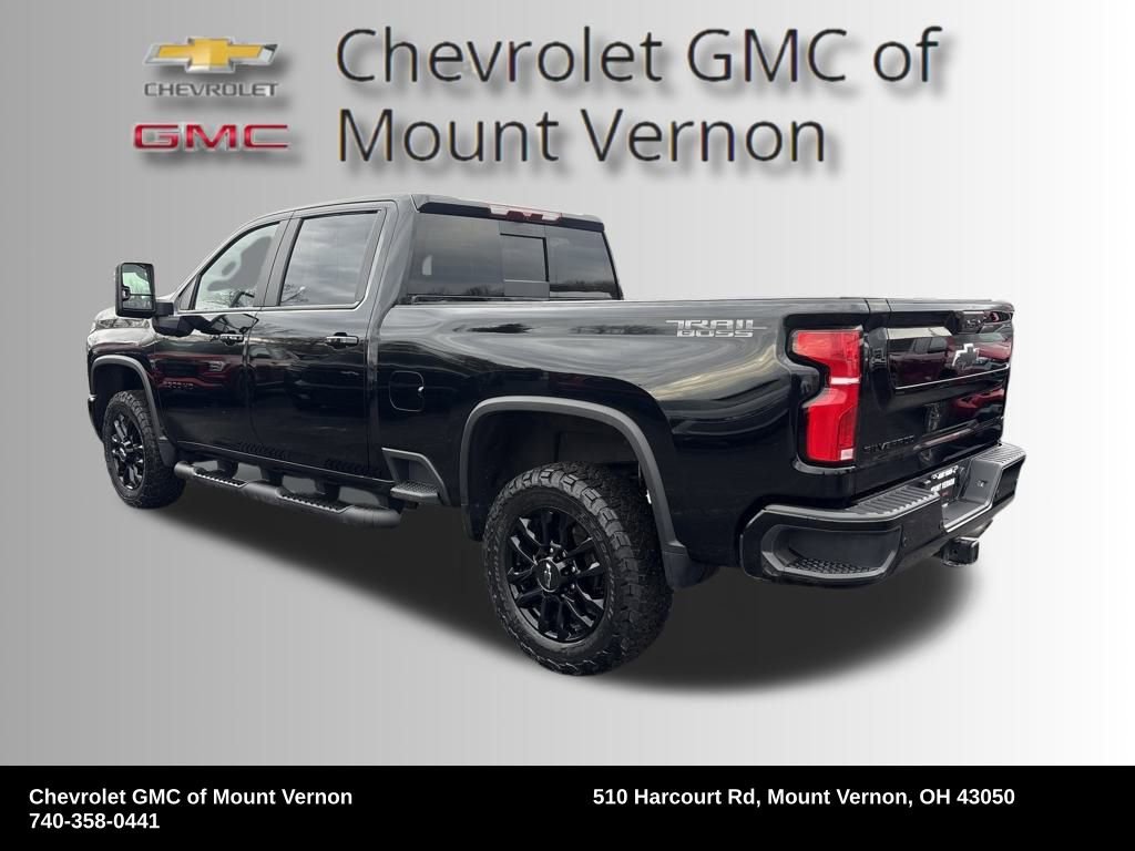 Used 2025 Chevrolet Silverado 2500 LT w/ Trail Boss Package image 3