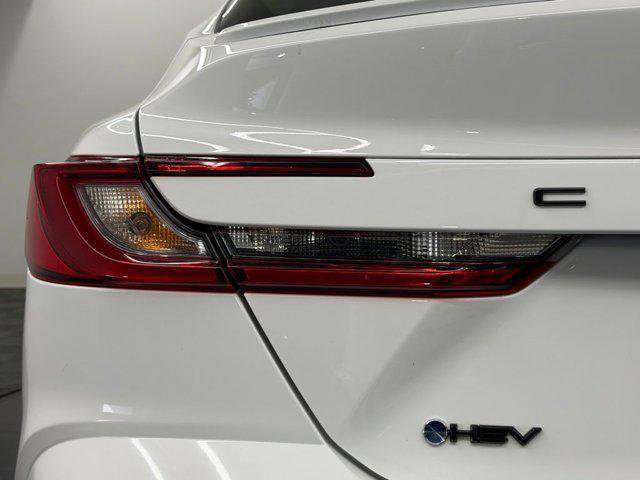 Certified 2025 Toyota Camry SE FWD image 11