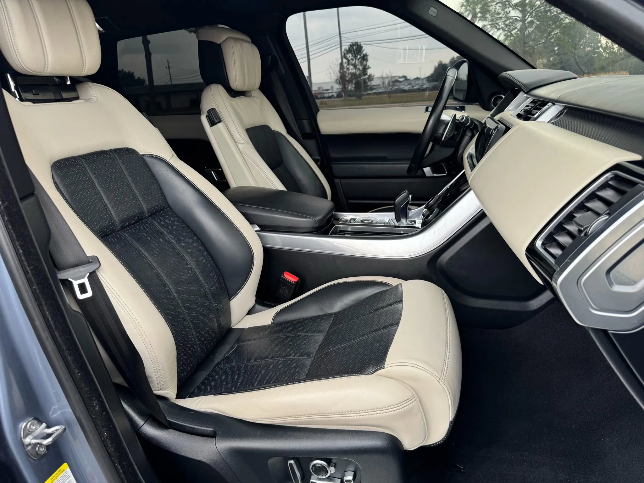 Used 2019 Land Rover Range Rover Sport HSE Dynamic AWD/4WD image 29