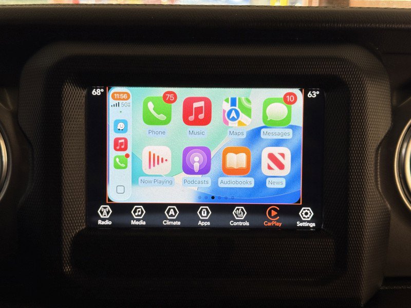 Used 2019 Jeep Wrangler Unlimited Sahara w/ Cold Weather Group image 29