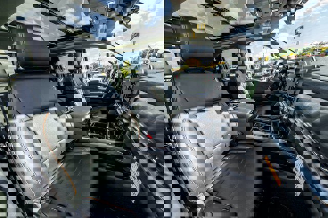 New 2026 Ford F350 Lariat w/ Black Appearance Package image 29