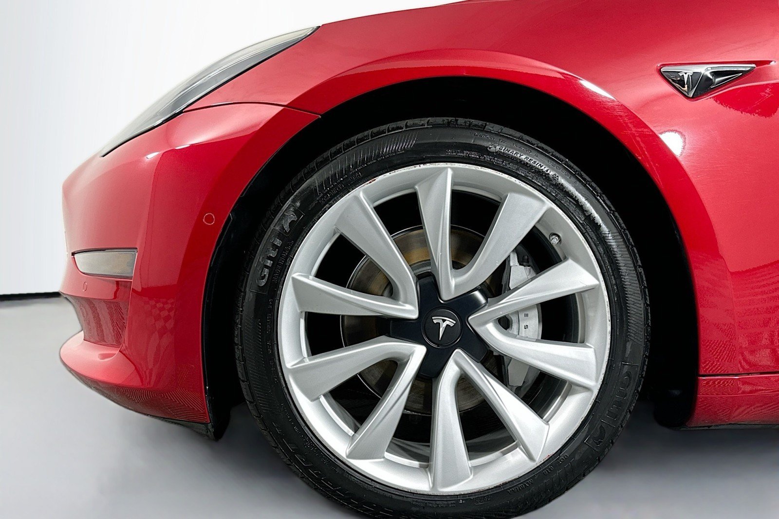 Used 2018 Tesla Model 3 Performance AWD/4WD image 12