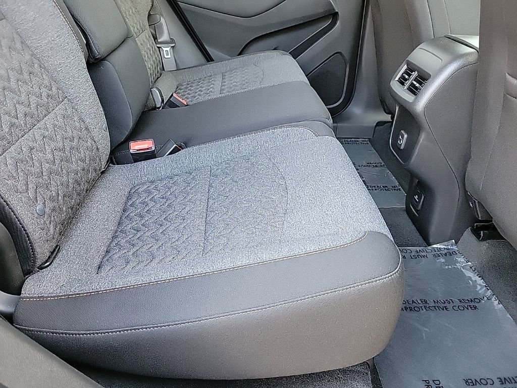 Used 2022 Chevrolet Equinox LT image 17