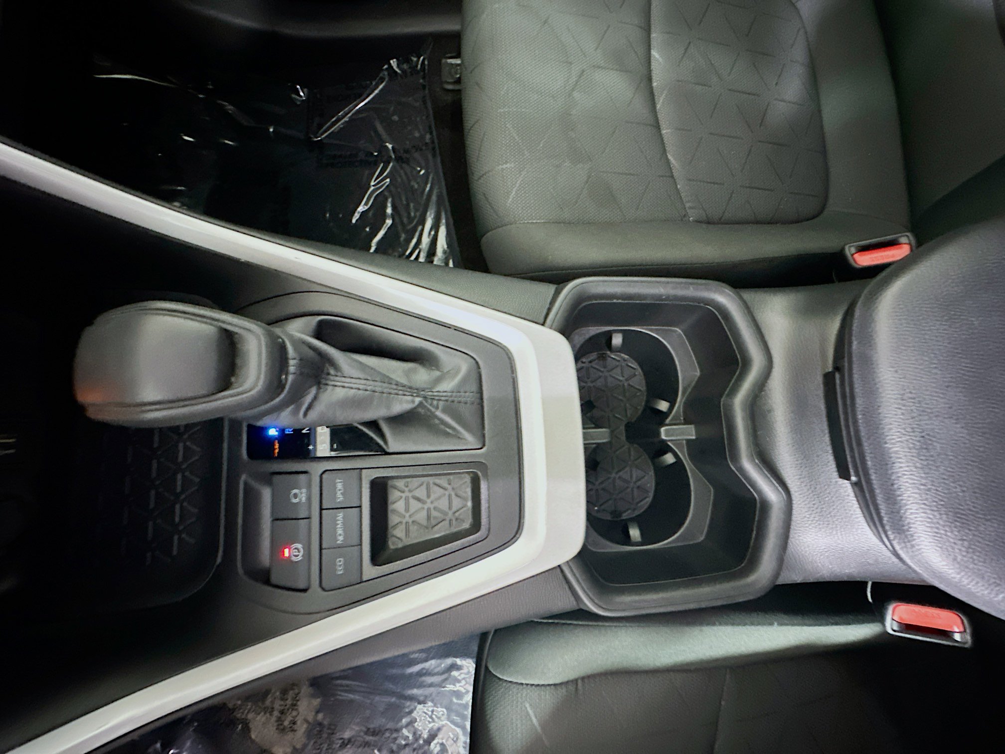 Used 2024 Toyota RAV4 XLE image 22