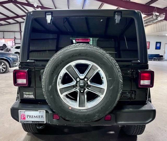 Used 2022 Jeep Wrangler Unlimited Sahara image 4