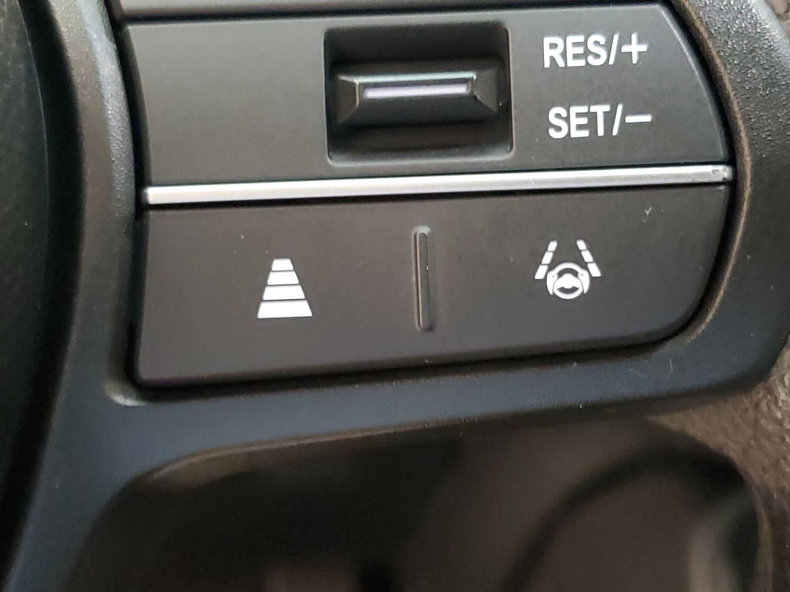 Certified 2025 Honda CR-V EX image 33