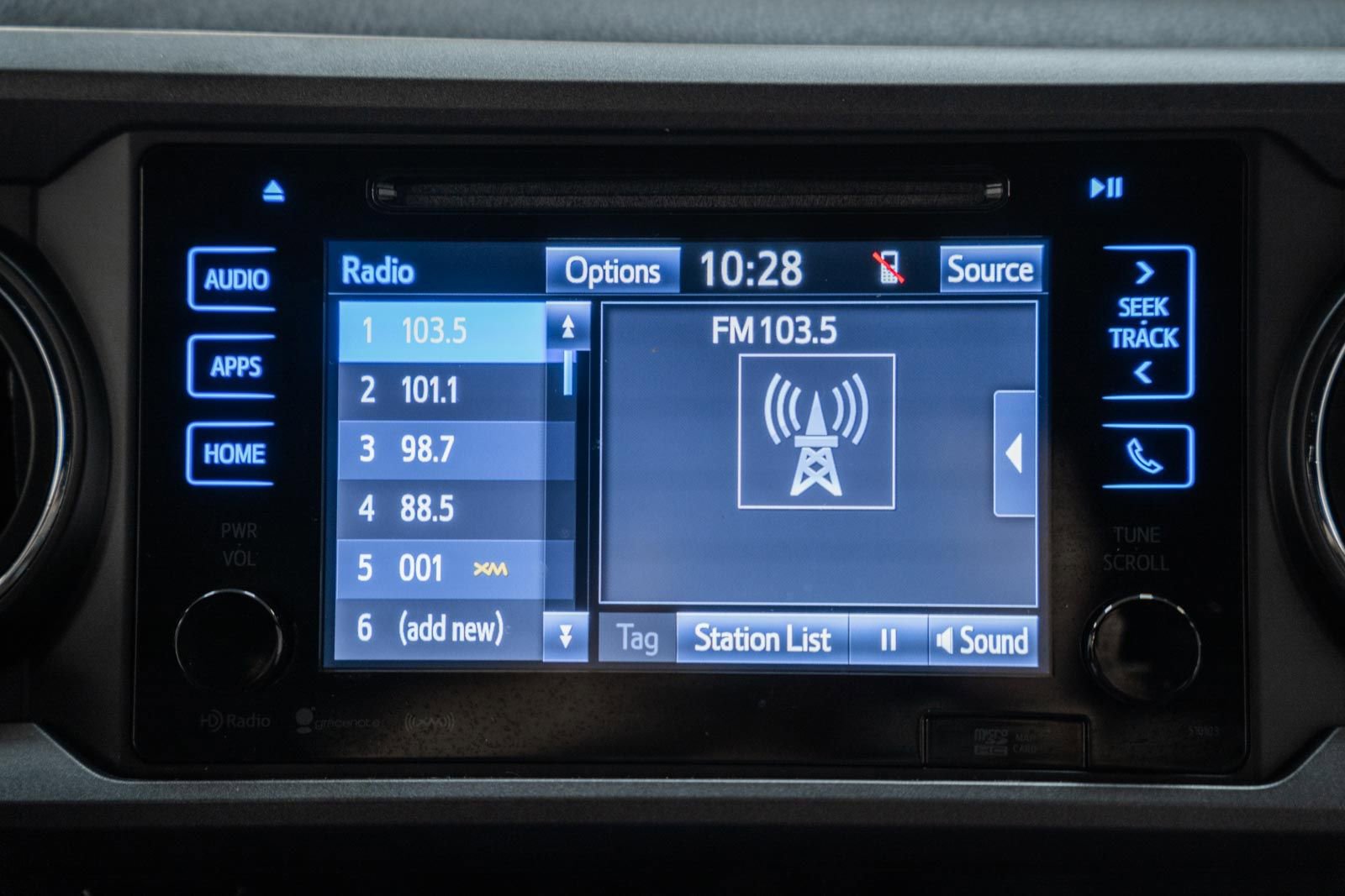 Used 2017 Toyota Tacoma TRD Off-Road w/ Tow Package (A/T) image 31