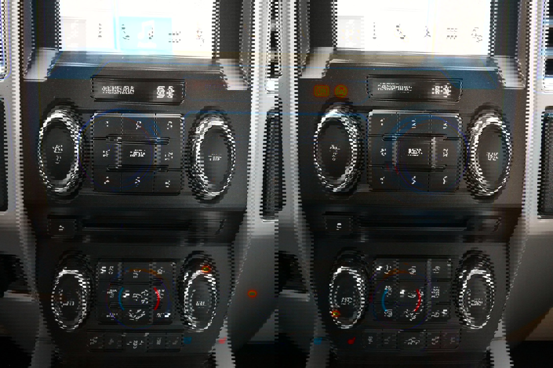 Used 2018 Ford F250 Lariat w/ Lariat Ultimate Package image 33