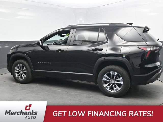 Used 2025 Chevrolet Equinox LT w/ Convenience Package II AWD/4WD image 4