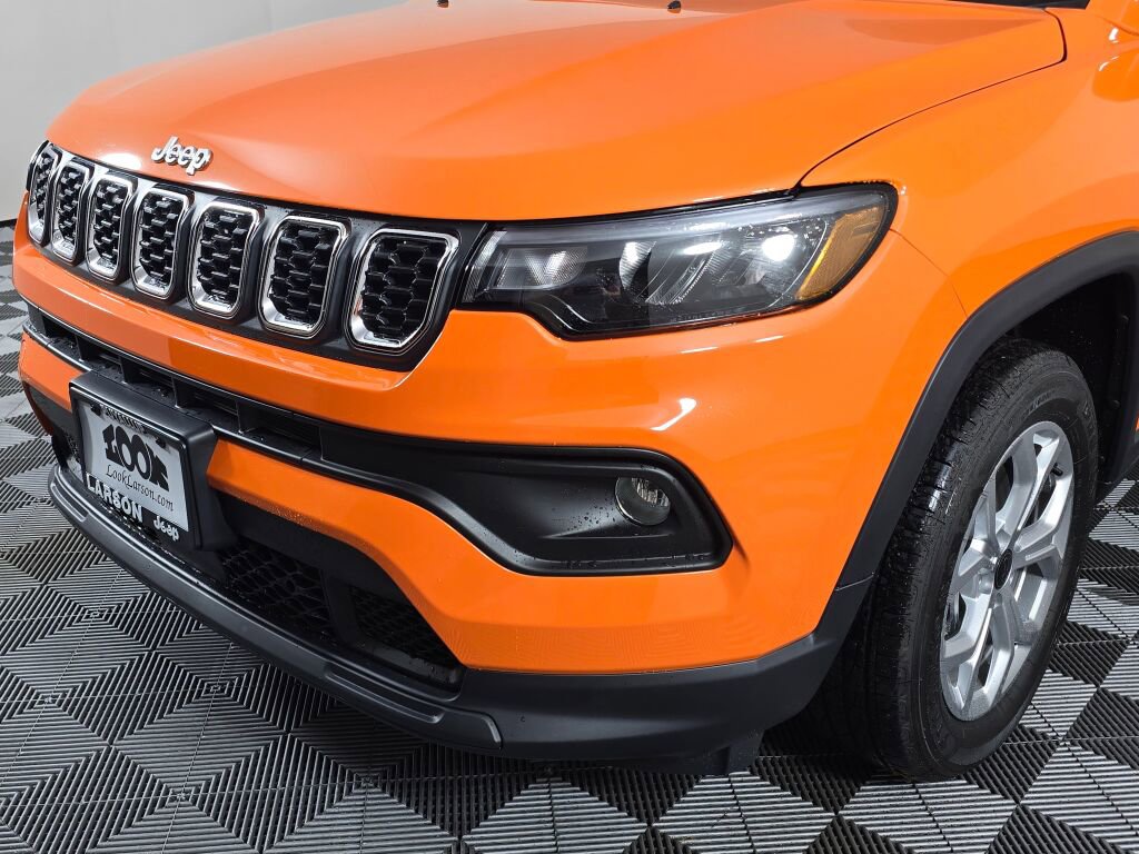 New 2026 Jeep Compass Latitude image 10