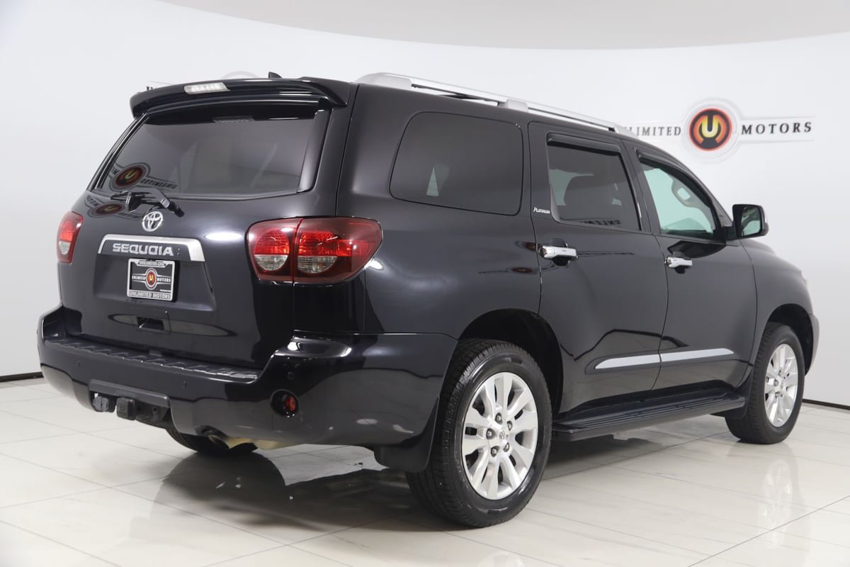 Used 2020 Toyota Sequoia Platinum AWD/4WD image 3