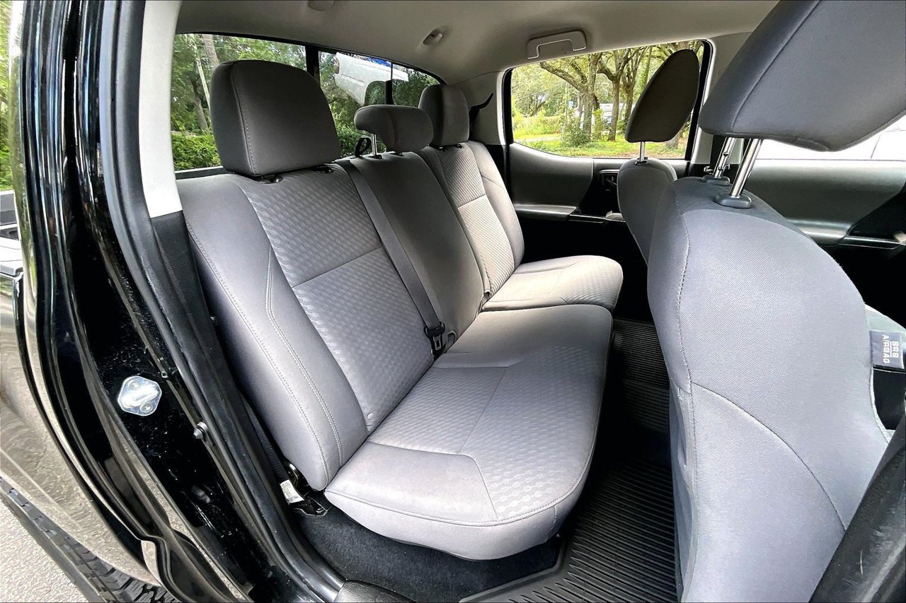 Used 2023 Toyota Tacoma SR5 RWD image 21