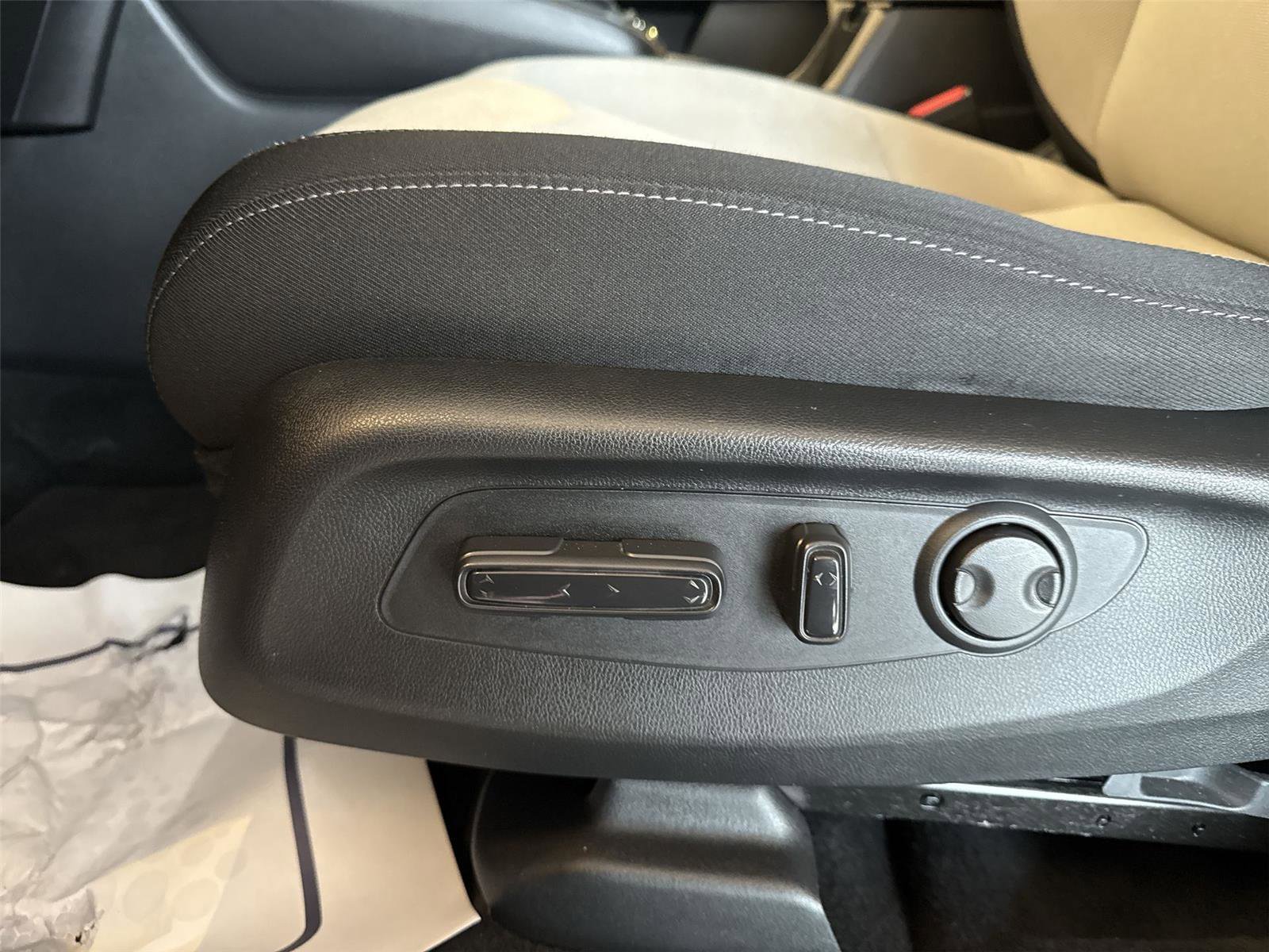 Used 2024 Honda CR-V EX image 14