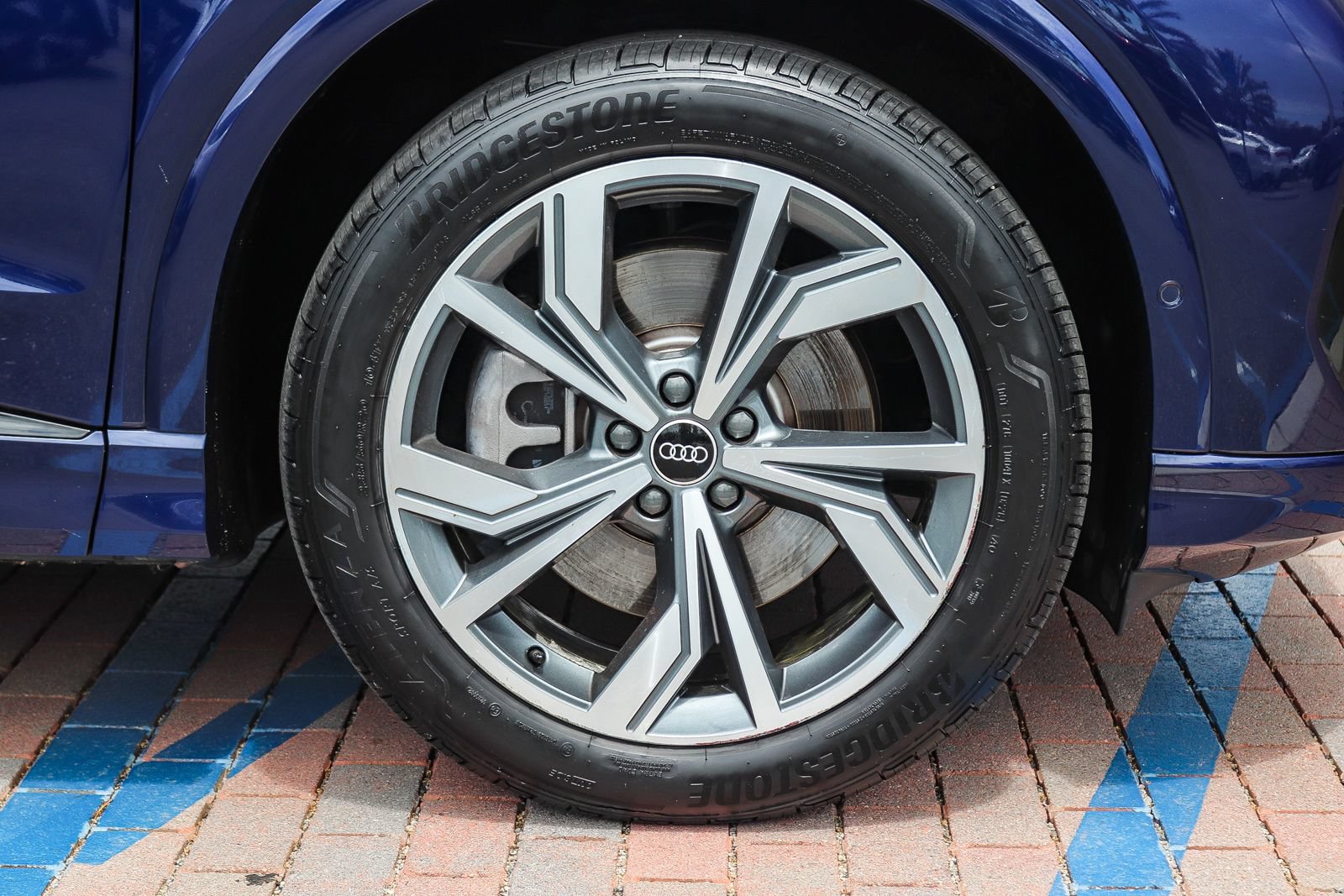 Certified 2023 Audi Q4 e-tron Premium Plus w/ Premium Plus AWD/4WD image 10