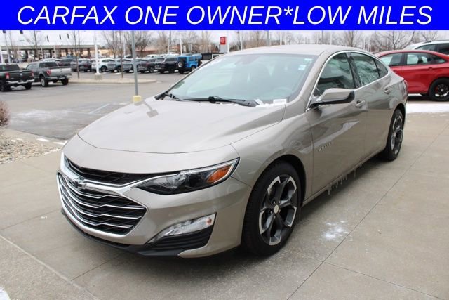 Used 2022 Chevrolet Malibu LT image 3