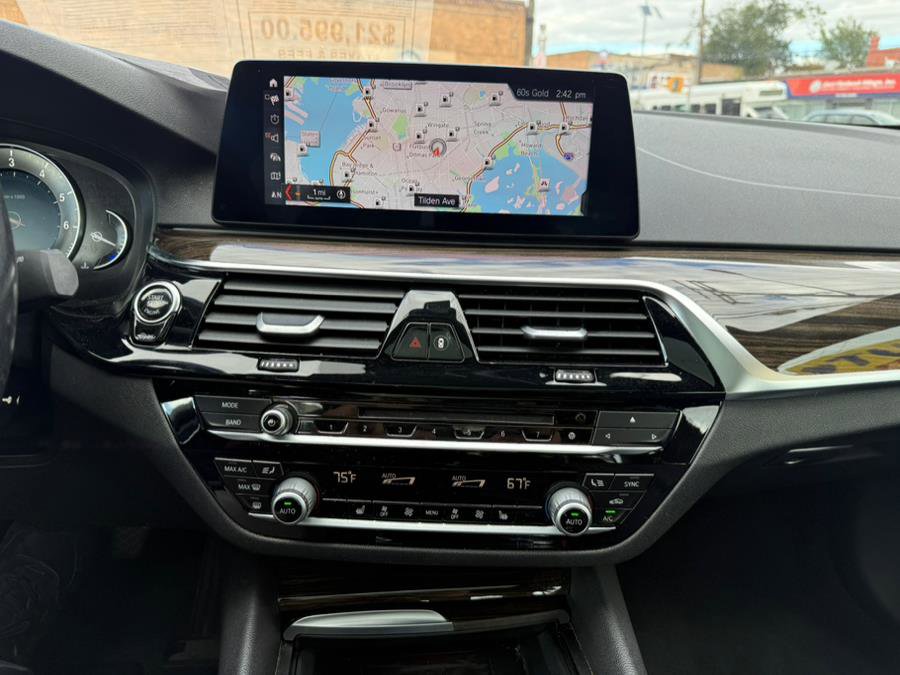 Used 2019 BMW 530i xDrive w/ Convenience Package image 15