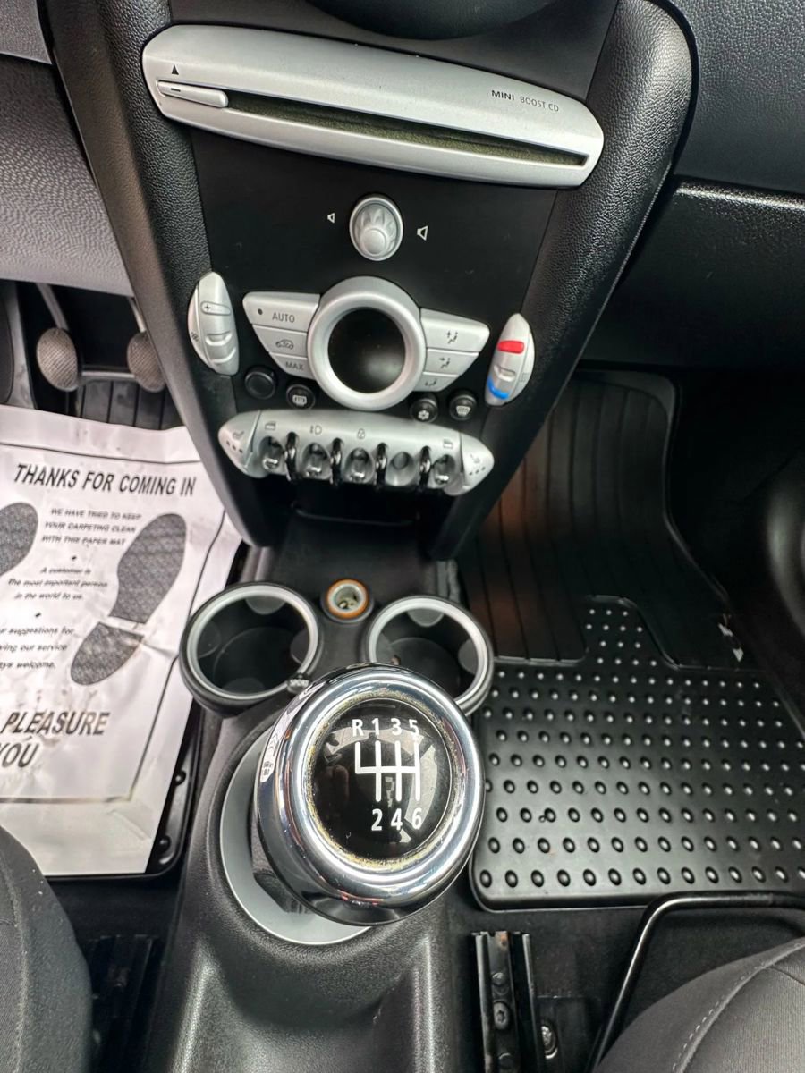 Used 2009 MINI Cooper Hardtop image 25