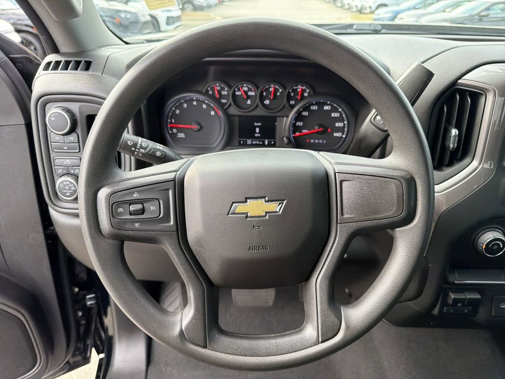 Used 2022 Chevrolet Silverado 2500 Custom w/ Custom Value Package image 24