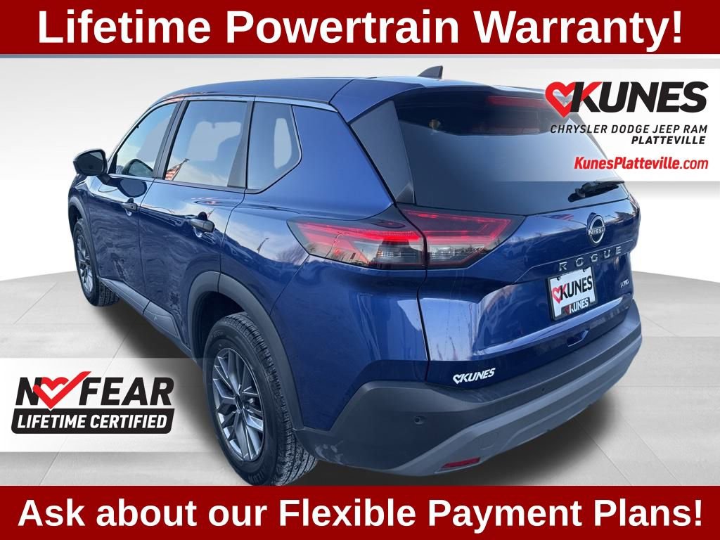 Used 2023 Nissan Rogue S image 7