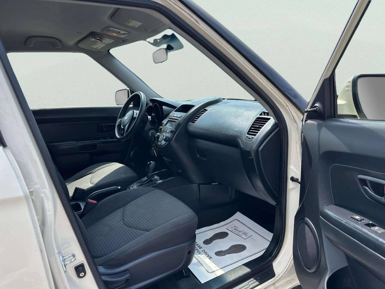 Used 2012 Kia Soul FWD image 20
