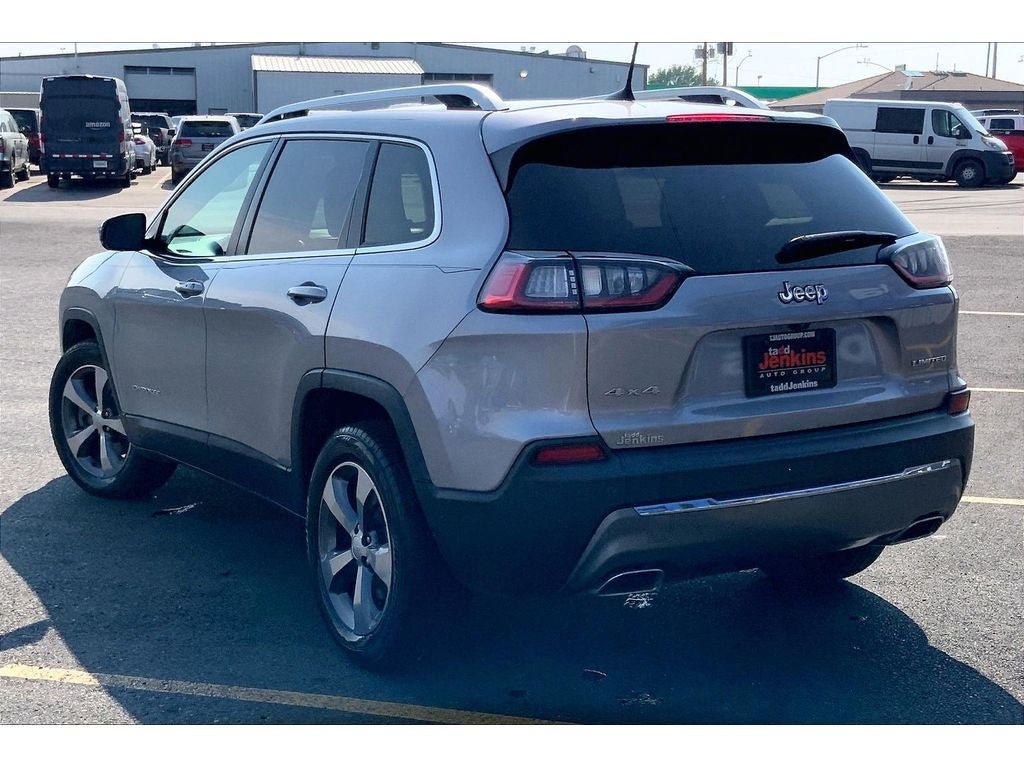 Used 2019 Jeep Cherokee Limited AWD/4WD image 13