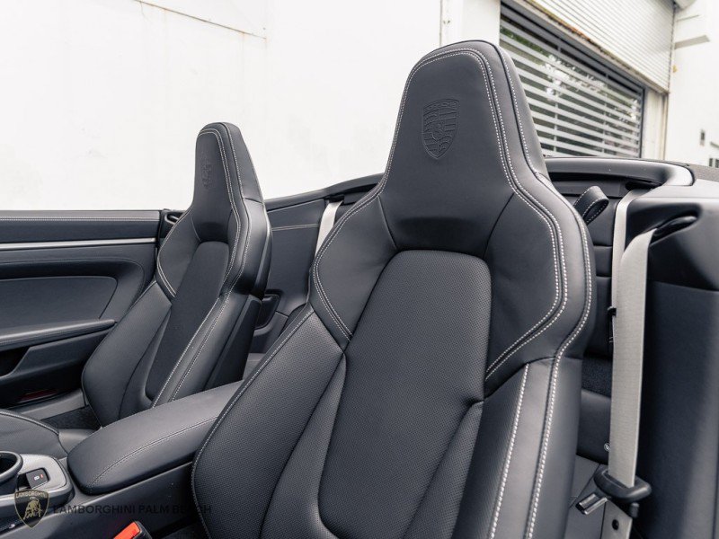 Used 2026 Porsche 911 Carrera RWD image 28
