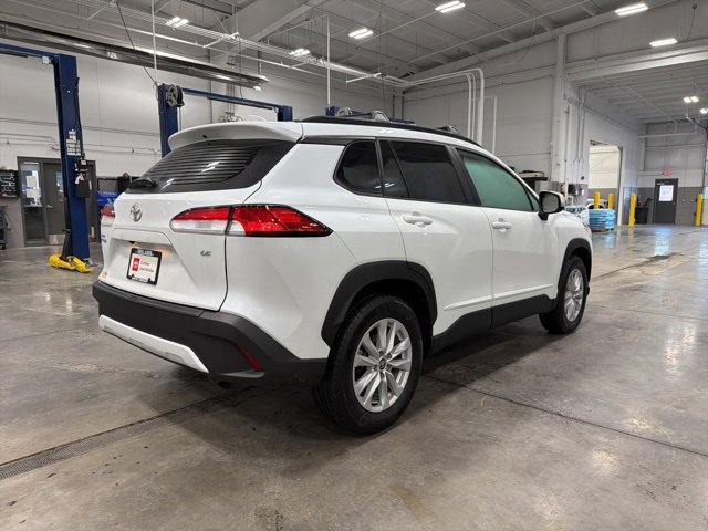 Certified 2023 Toyota Corolla Cross LE image 7